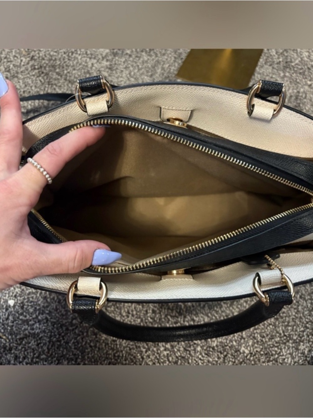 NWOT COACH LILLIE in Color block.(Retails $428) - Picture 6 of 11
